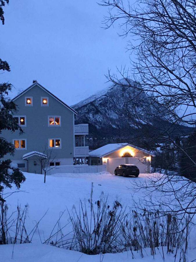 Apartment Dreamvalley Isfjorden Εξωτερικό φωτογραφία