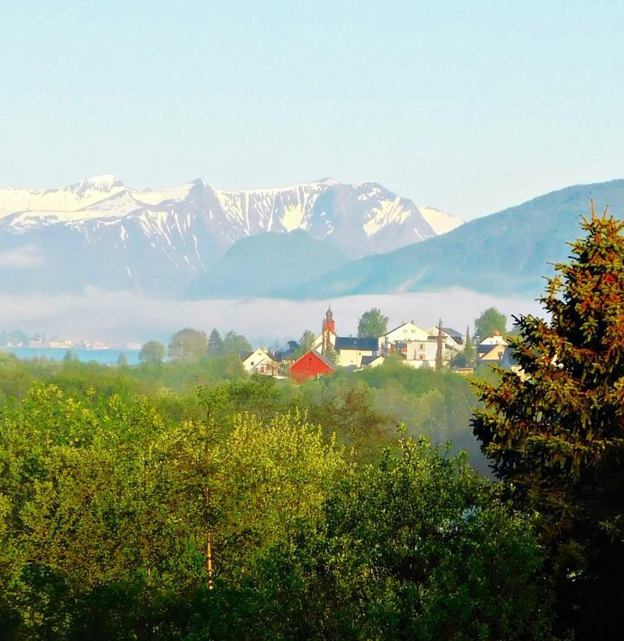 Apartment Dreamvalley Isfjorden Εξωτερικό φωτογραφία